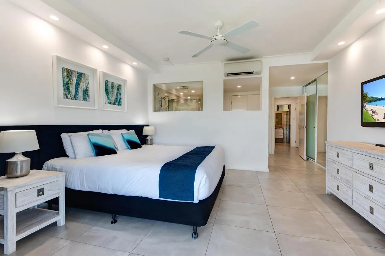 Apartment Beach Lodges Hamilton Island