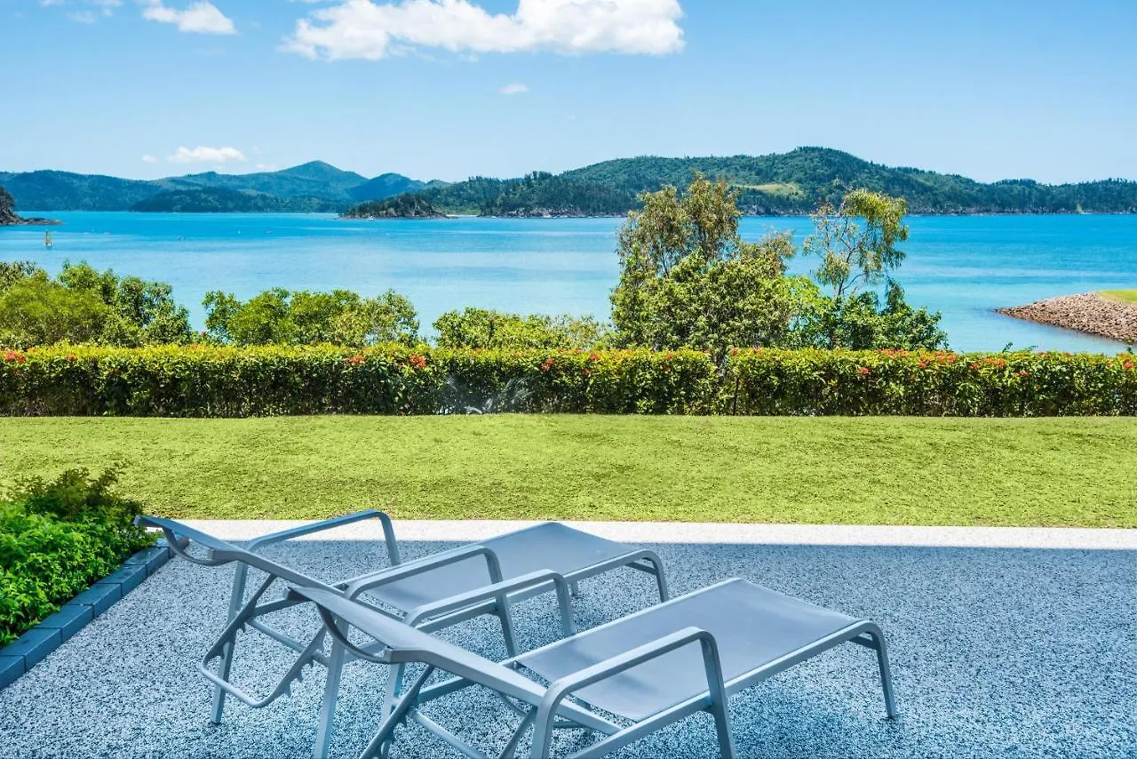 Beach Lodges Hamilton Island