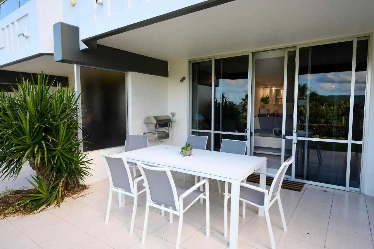Beach Lodges Hamilton Island