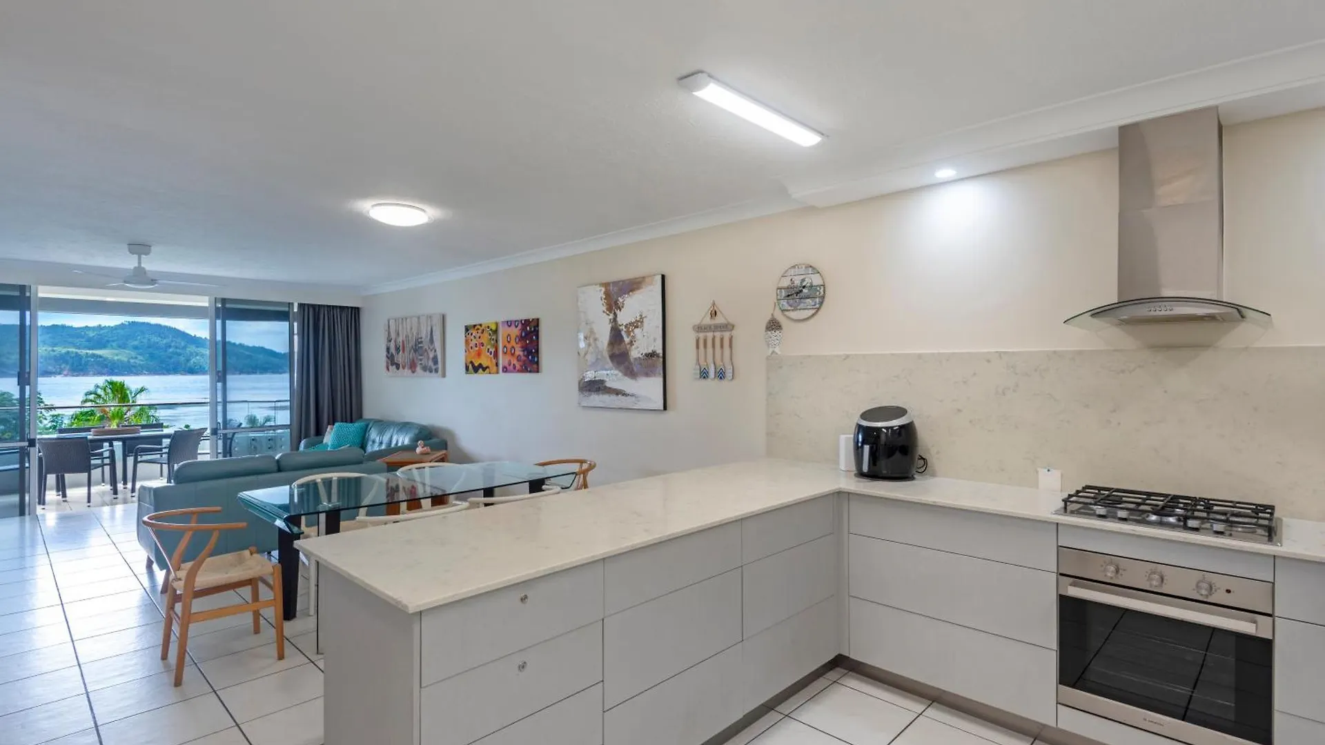 Beach Lodges Hamilton Island Apartment