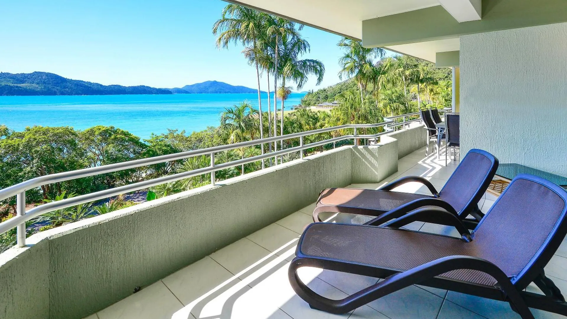 Apartment Beach Lodges Hamilton Island Australia