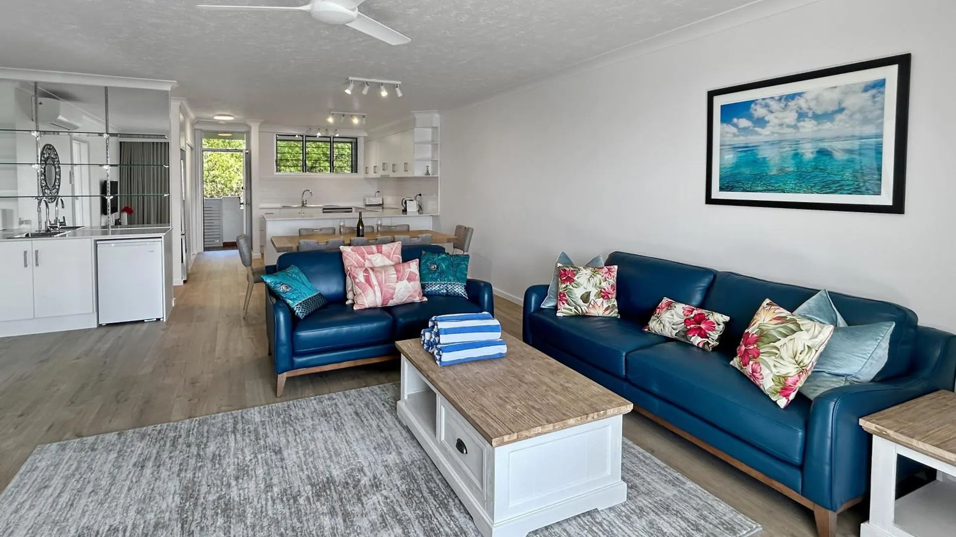 Apartment Beach Lodges Hamilton Island Australia